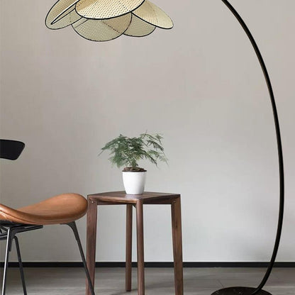 Vintage-Inspired Floor Lamp
